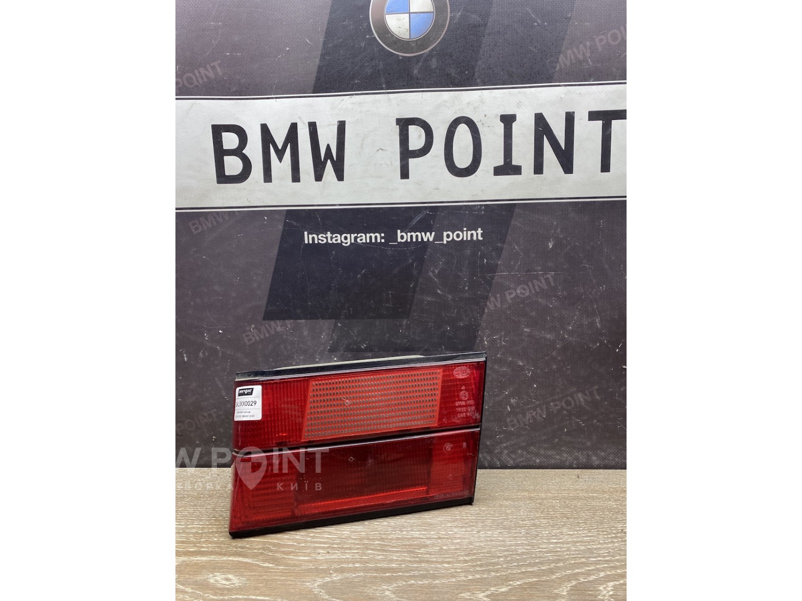 Задній стоп сигнал в кришку багажника BMW E34 правий