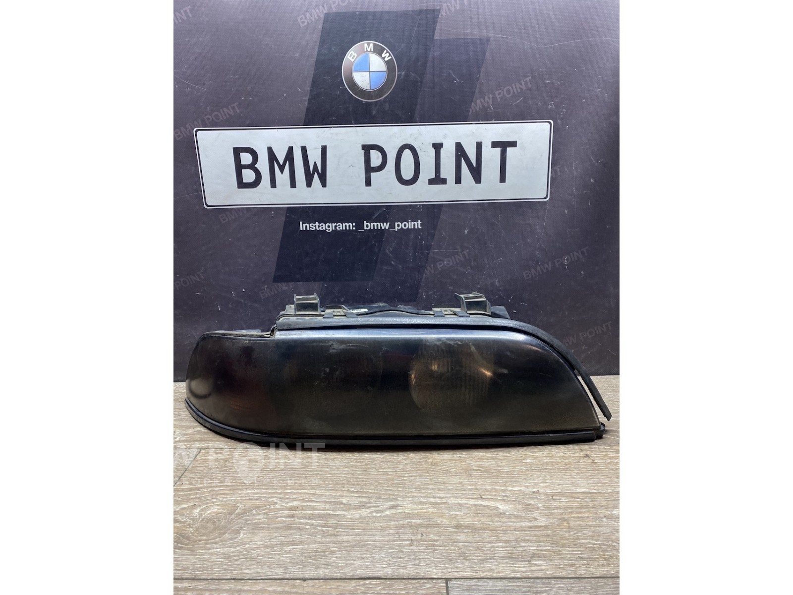 Фара BMW E39 права галогенна дорестайл 