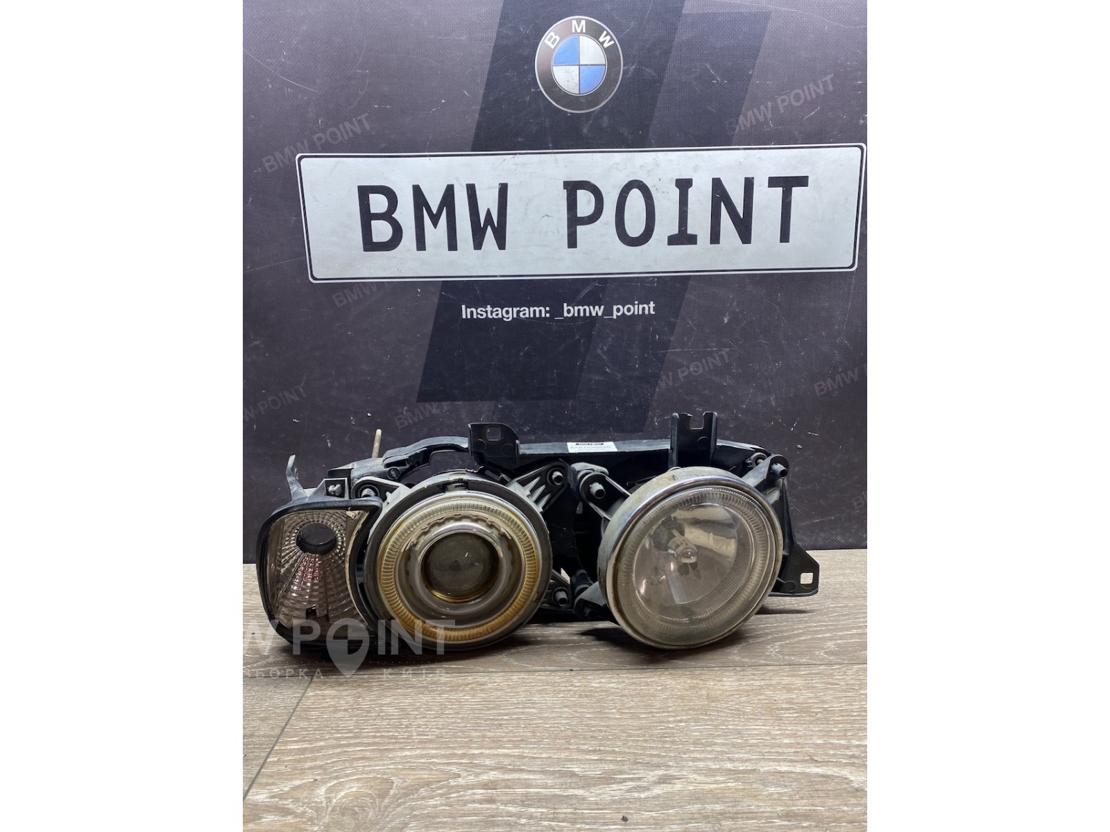 Фара BMW E32/E34 права лінзована