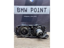 Фара BMW E34 права галогенна