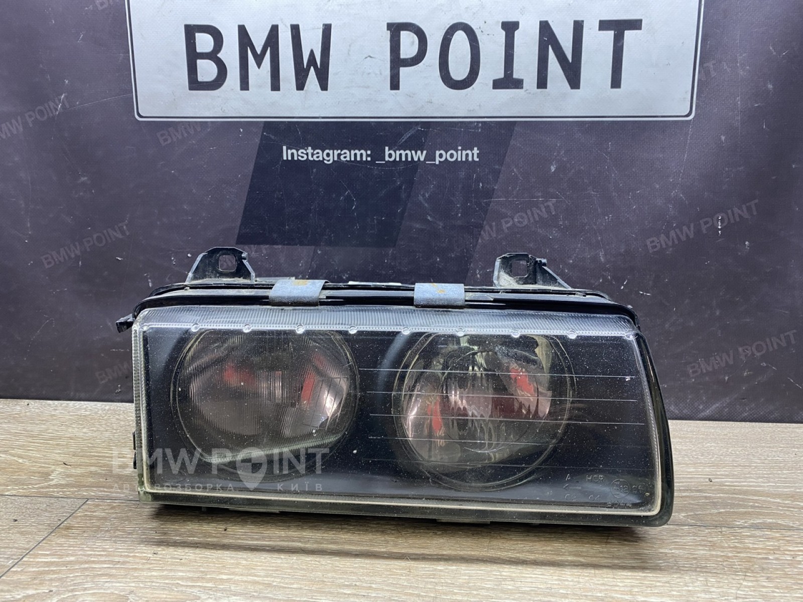 Фара BMW E36 права галогенна Zkw