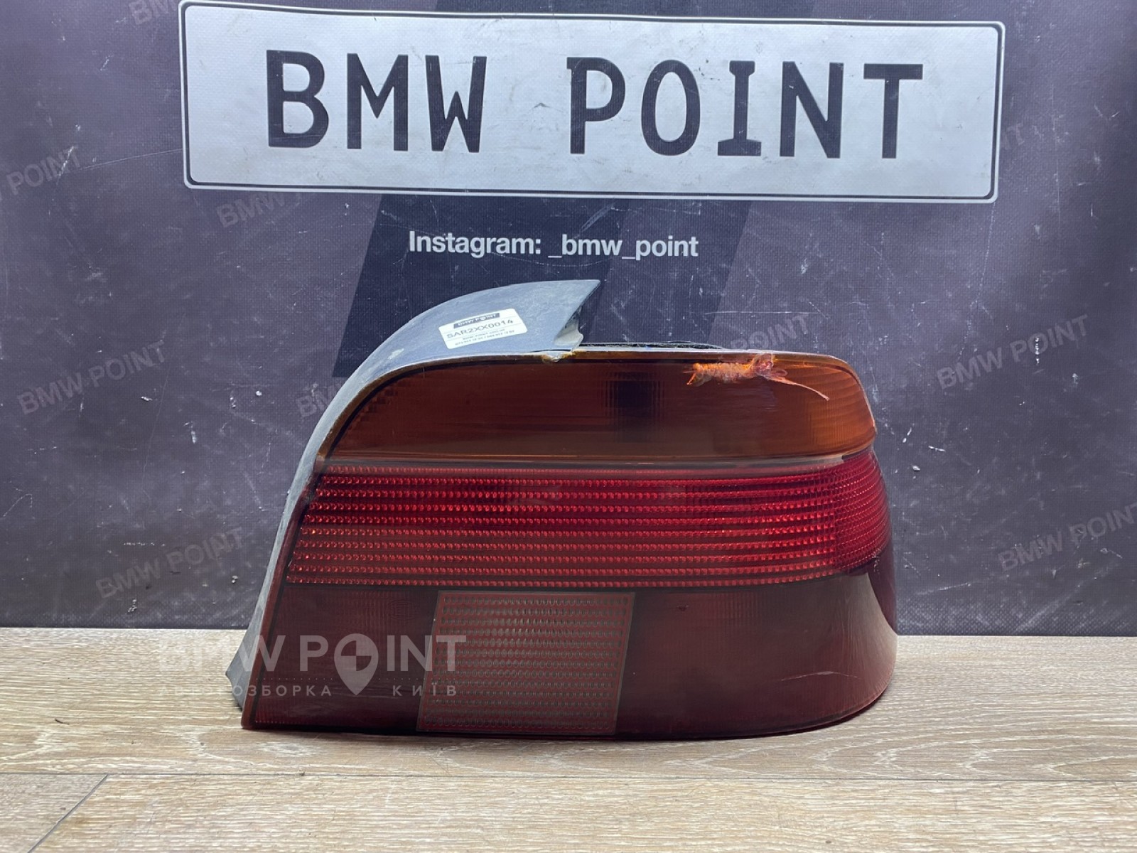 Задній ліхтар BMW E39 правий дорестайл