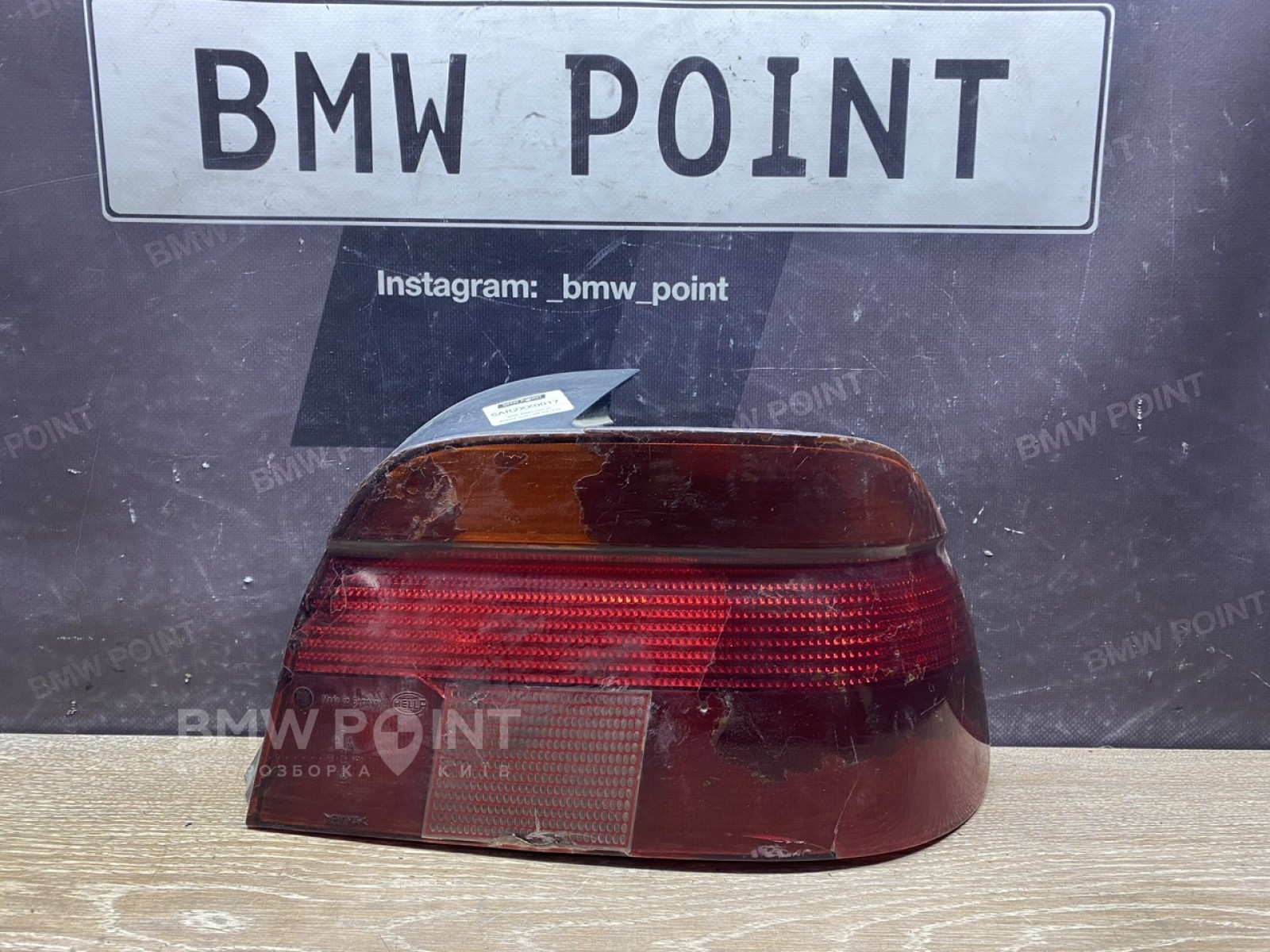 Задній ліхтар BMW E39 правий дорестайл