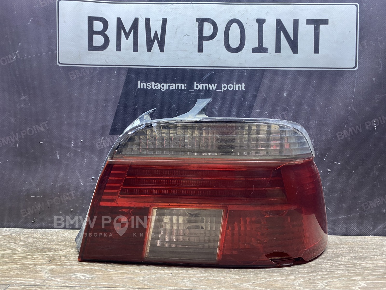 Задній ліхтар BMW E39 правий рестайл