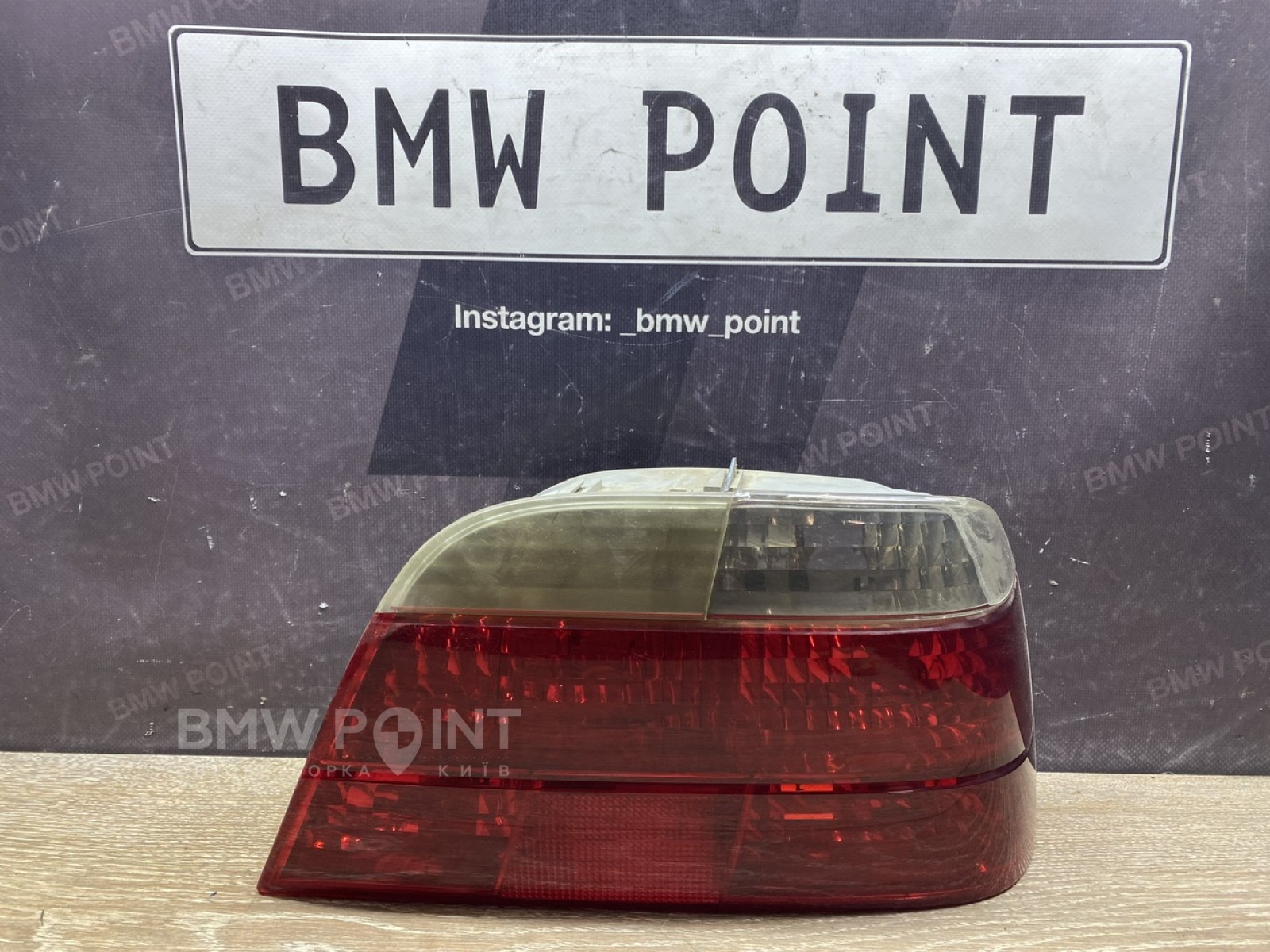 Задній ліхтар BMW e38 правий рестайл