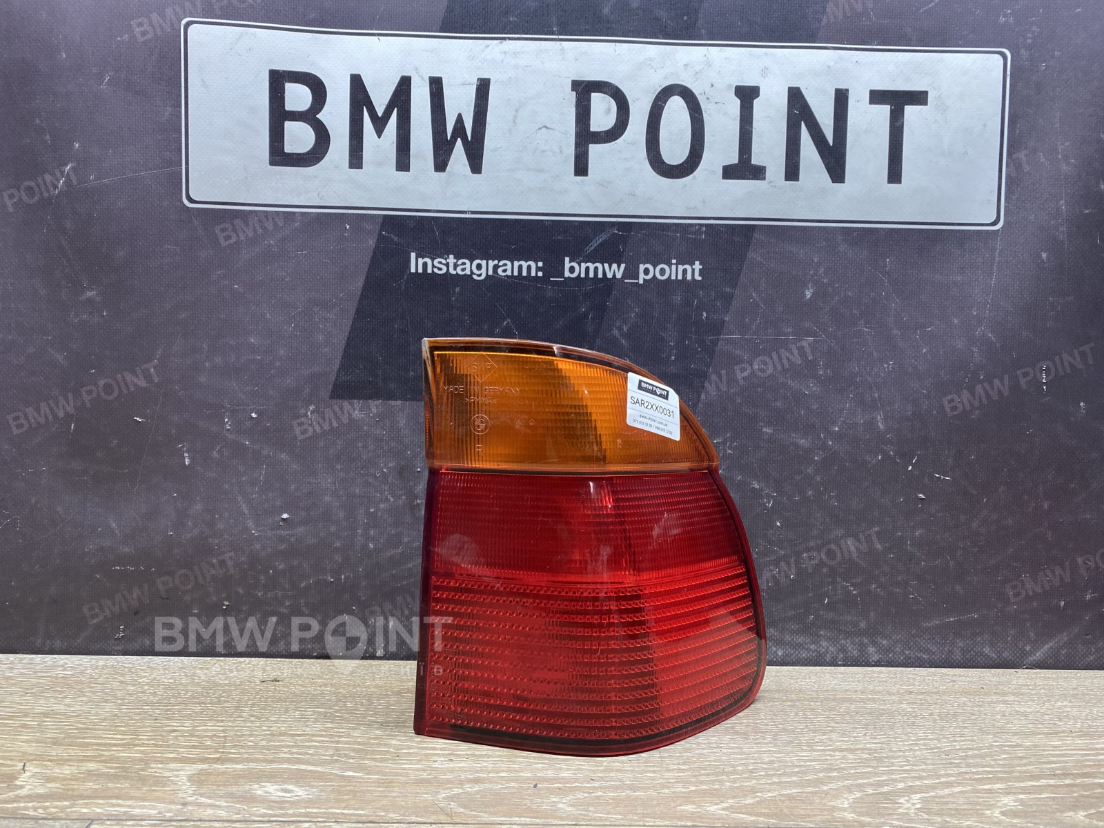Задній ліхтар BMW E39 на крилі правий універсал