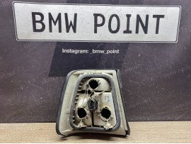 Задній ліхтар BMW E34 на крилі правий седан