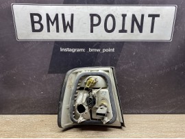 Задній ліхтар BMW E34 на крилі правий седан