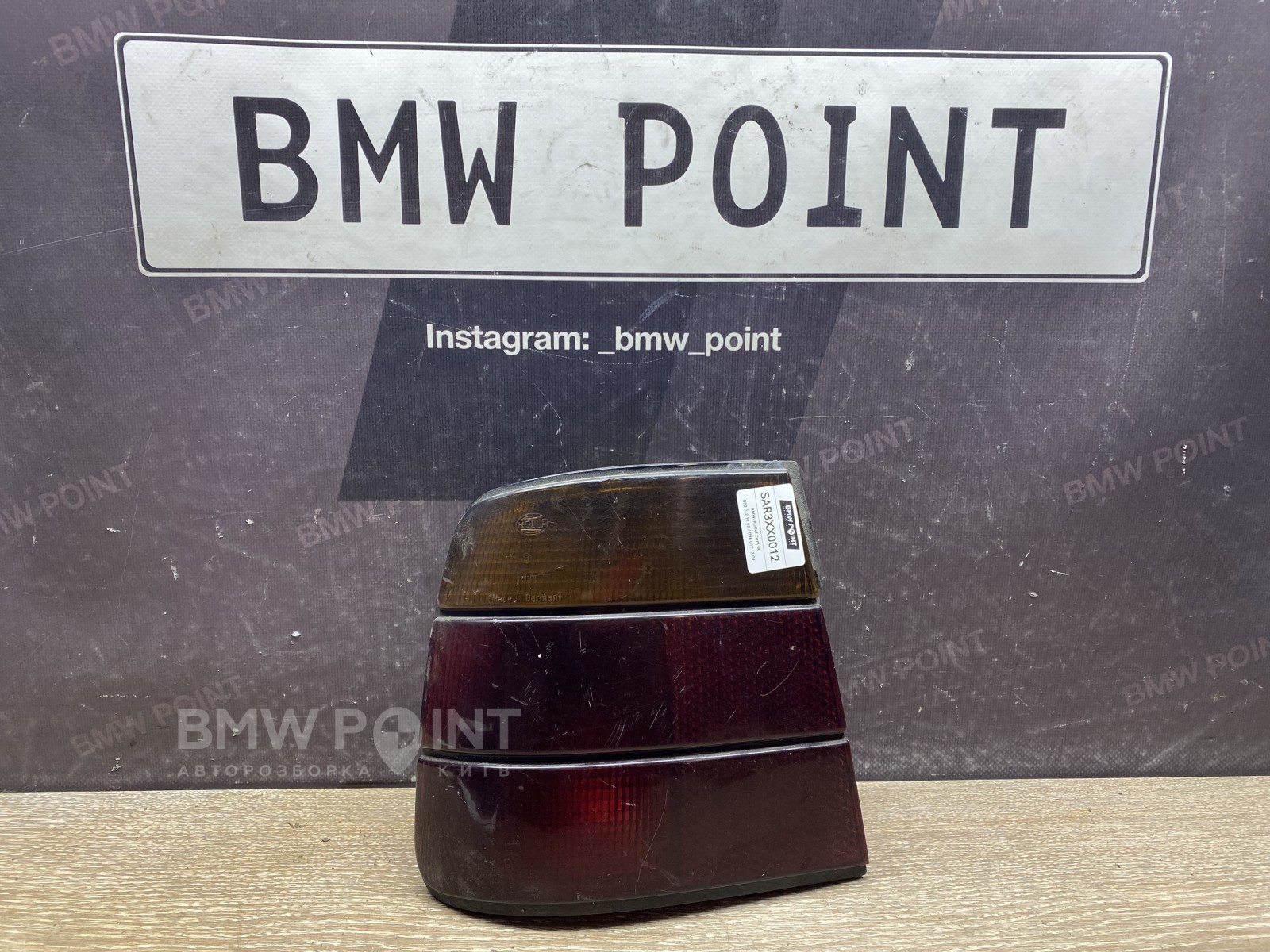 Задній ліхтар BMW E34 на крилі лівий седан
