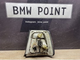 Задній ліхтар BMW E34 на крилі лівий седан