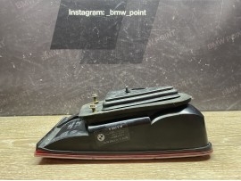 Задній ліхтар BMW E39 в кришку багажника правий турінг рестайл