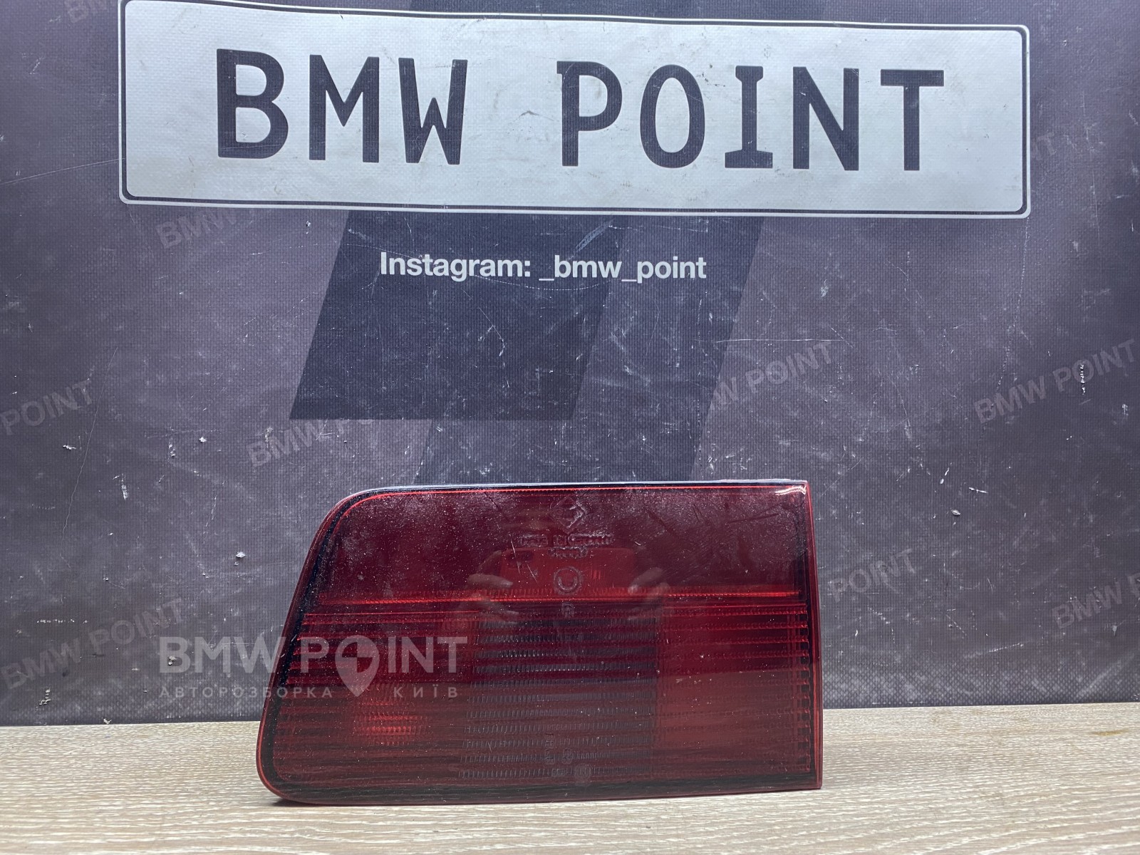 Задній ліхтар BMW E39 в кришку багажника правий турінг дорестайл