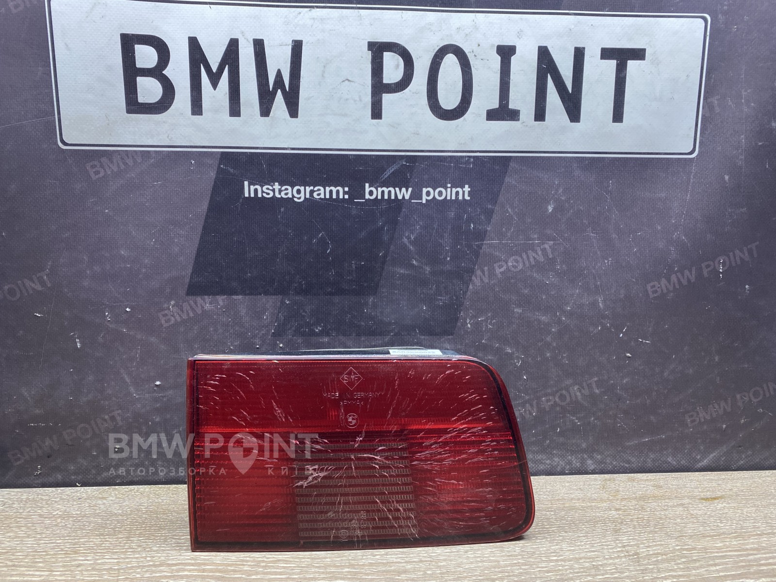 Задній ліхтар BMW E39 в кришку багажника лівий турінг дорестайл