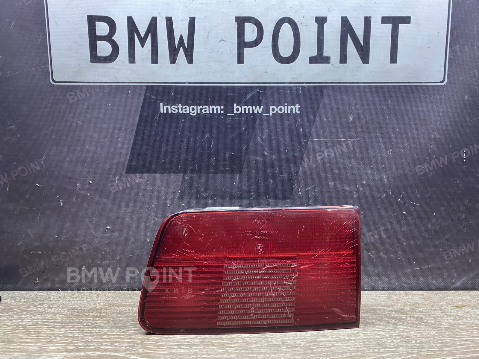 Задній ліхтар BMW E39 в кришку багажника правий турінг дорестайл