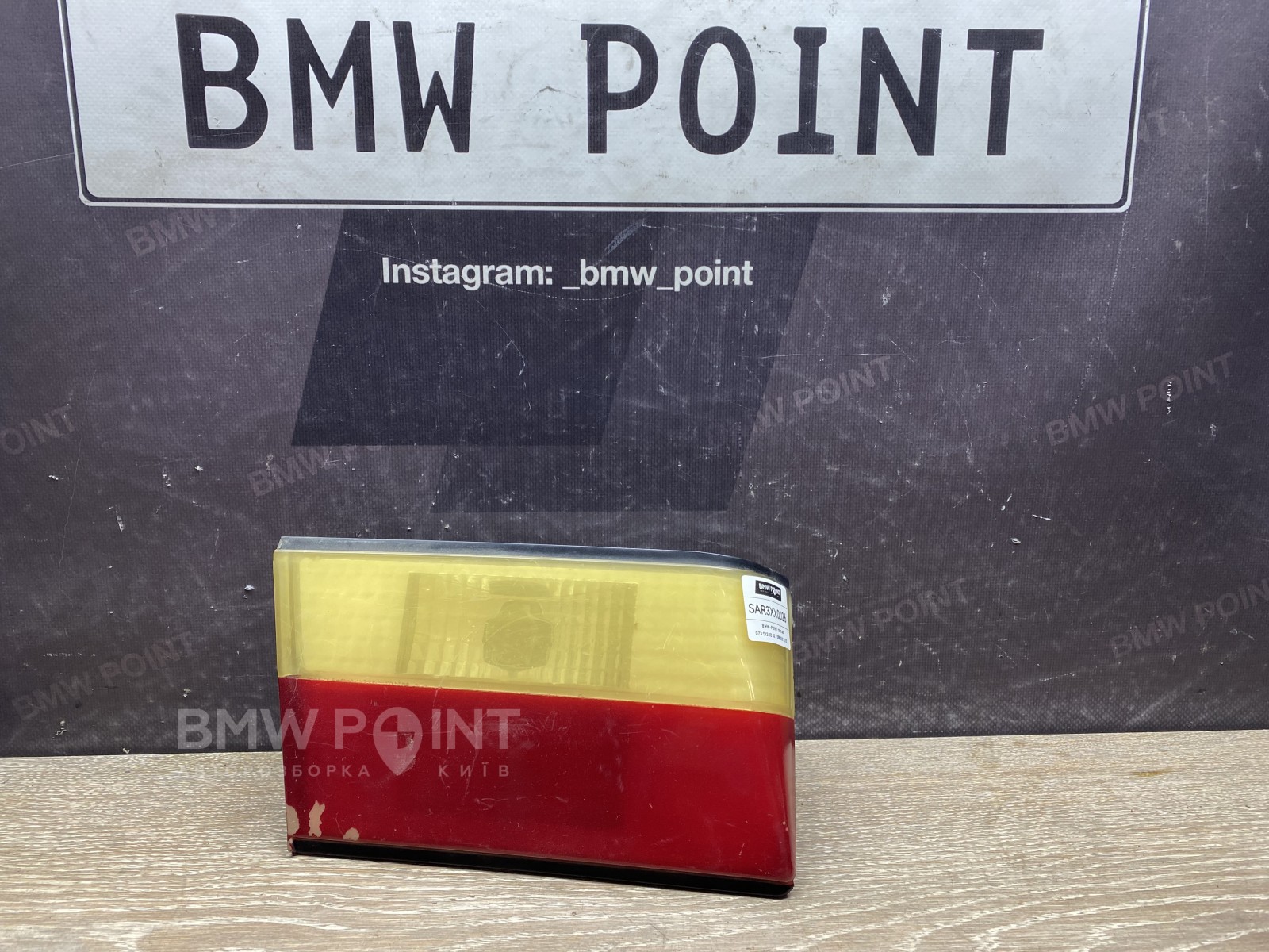 Задній ліхтар BMW E34 в кришку багажника лівий седан