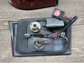 Задній ліхтар BMW E34 в кришку багажника правий седан