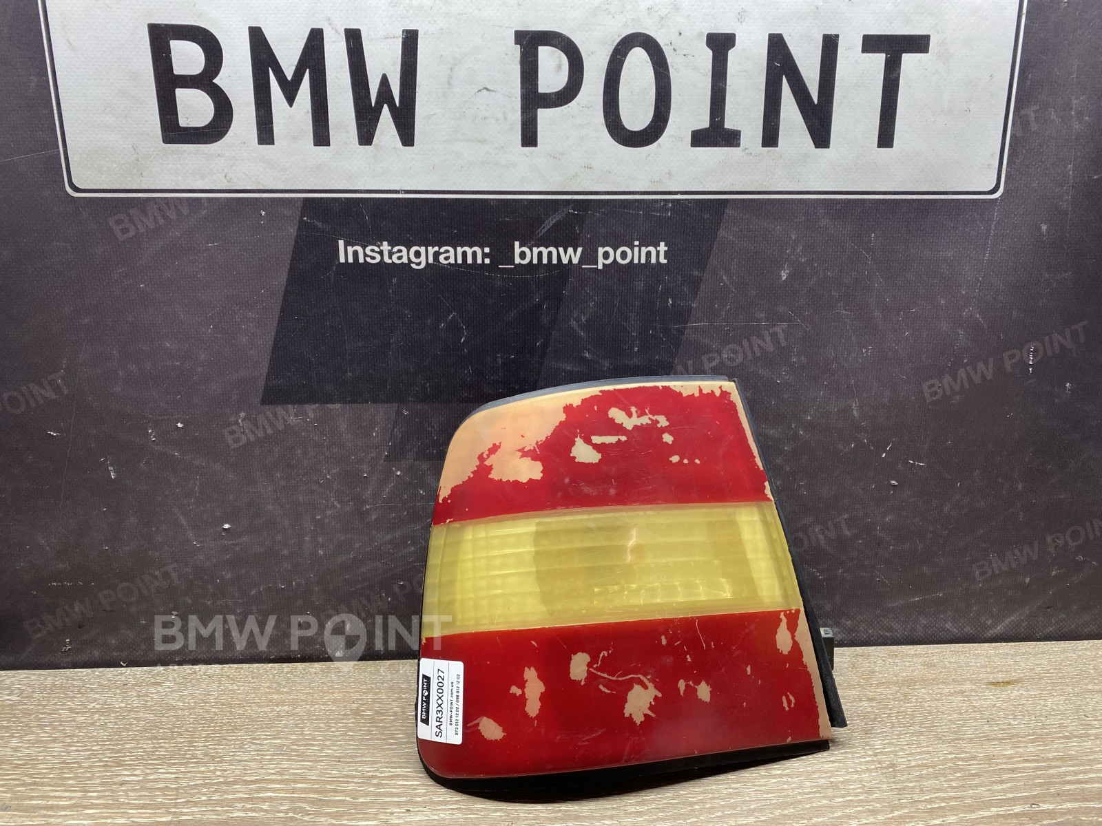 Задній ліхтар BMW E34 на крилі лівий 