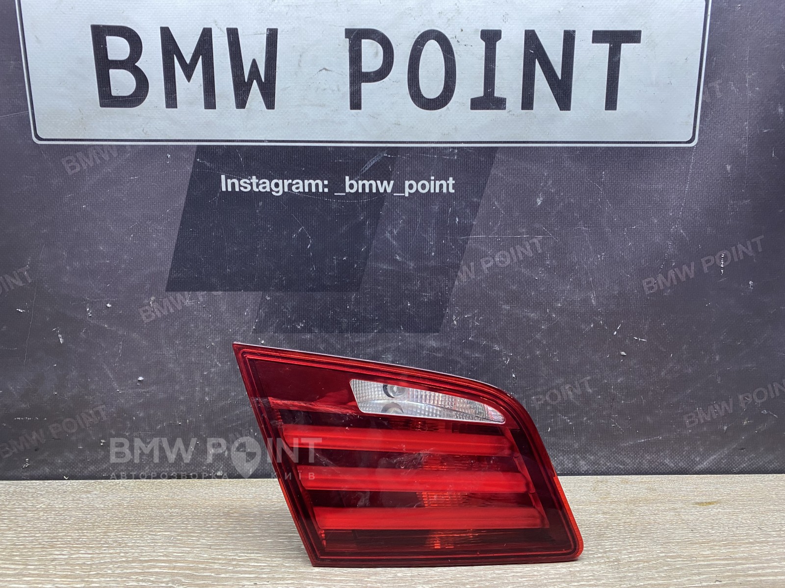 Задній ліхтар BMW F10 на кришку багажника лівий дорестайл