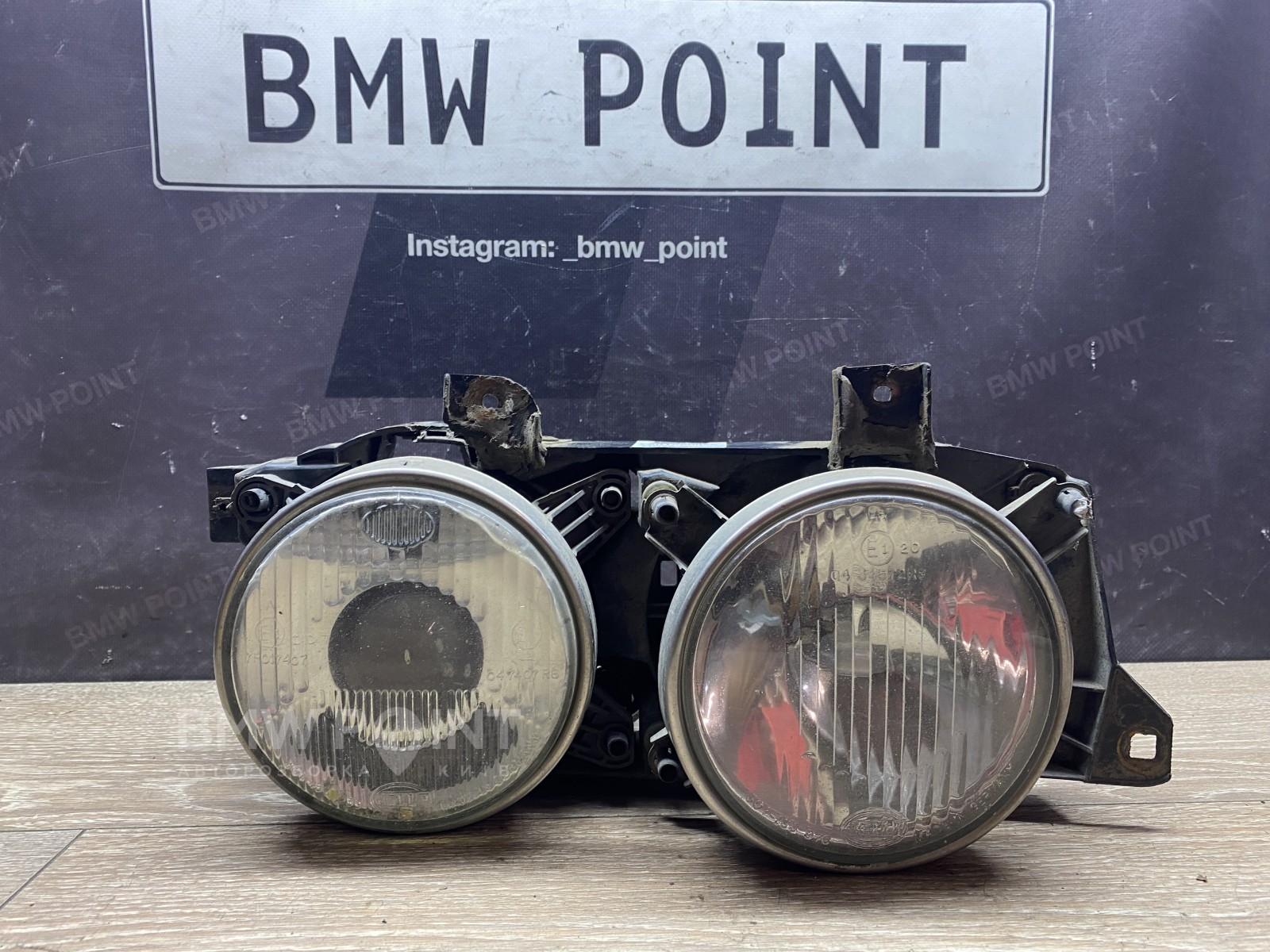 Фара BMW E32/E34 права лінзована